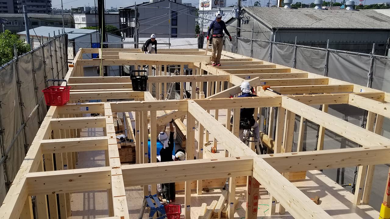 新築建設作業中の様子